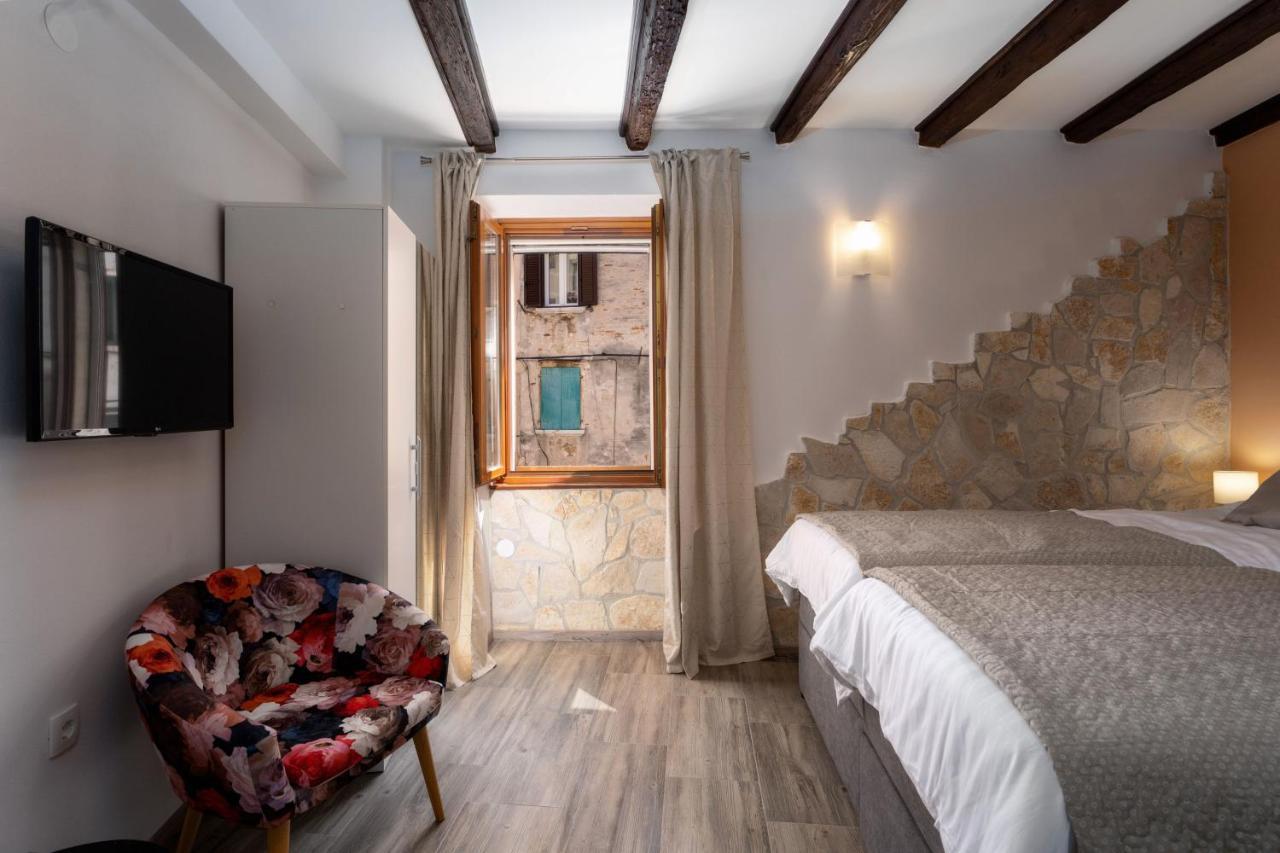 Апартаменты Casa Albina Ровинь Экстерьер фото
